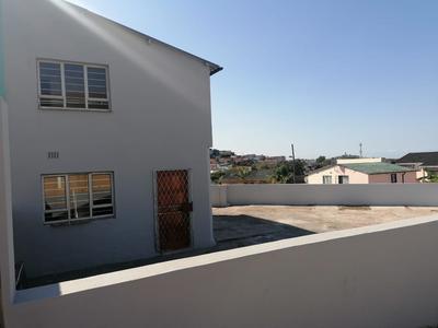 House For Rent in Montford, Chatsworth